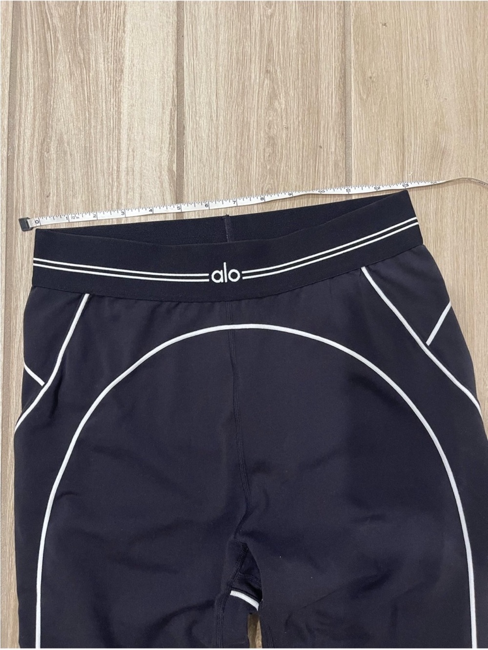 Alo Yoga Airbrush High Waist Heart Throb Leggings Black/ White Sz L 12-14 W54341 - Picture 14 of 15